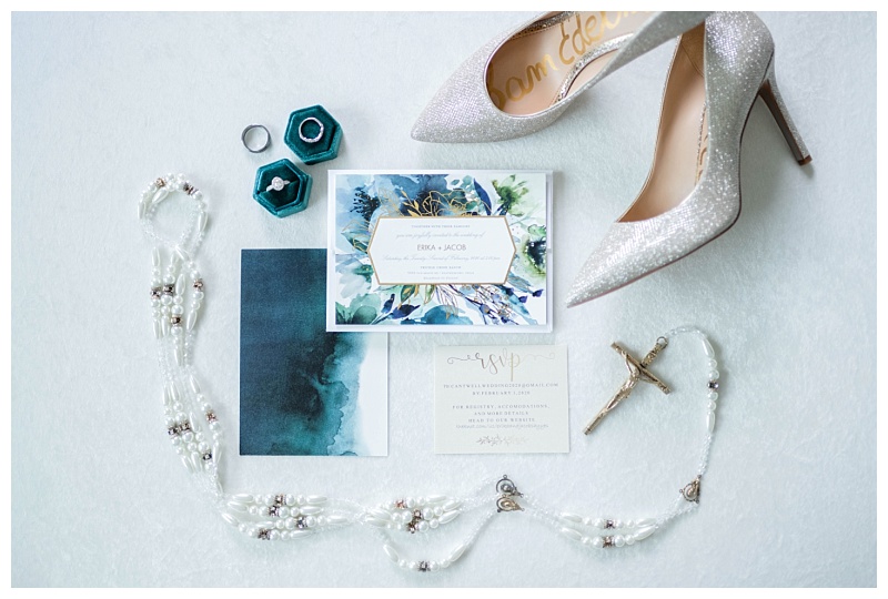 classy wedding detail photo